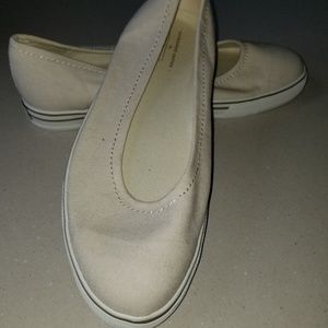 LL Bean Sunwashed Canvas Shoes